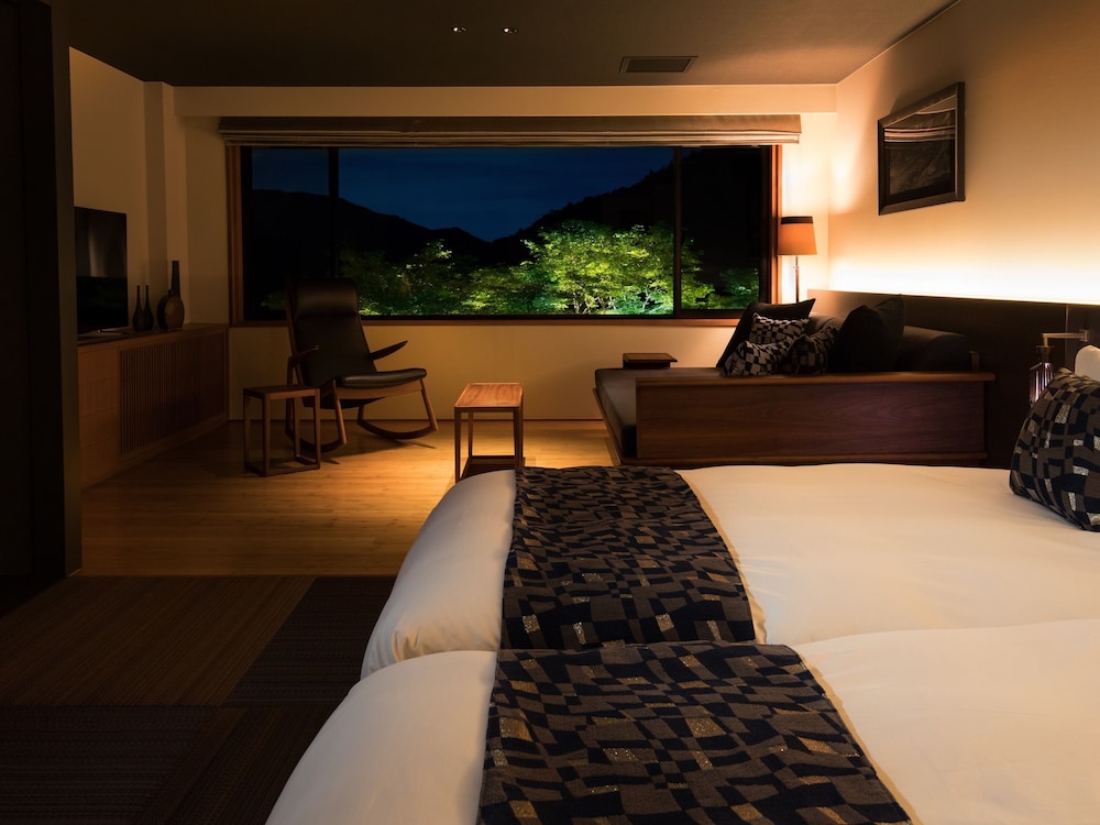 BAR HOTEL 箱根香山 箱根
