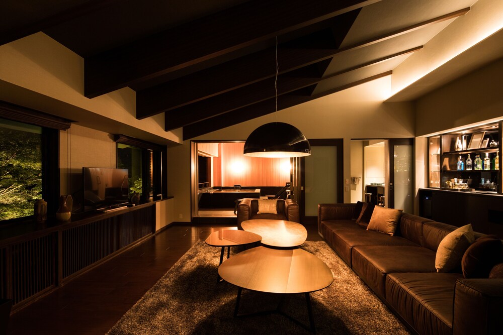 BAR HOTEL 箱根香山 箱根