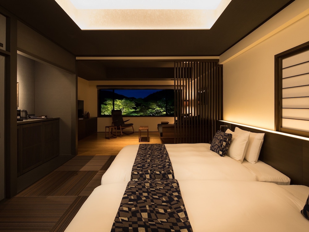 BAR HOTEL 箱根香山 箱根