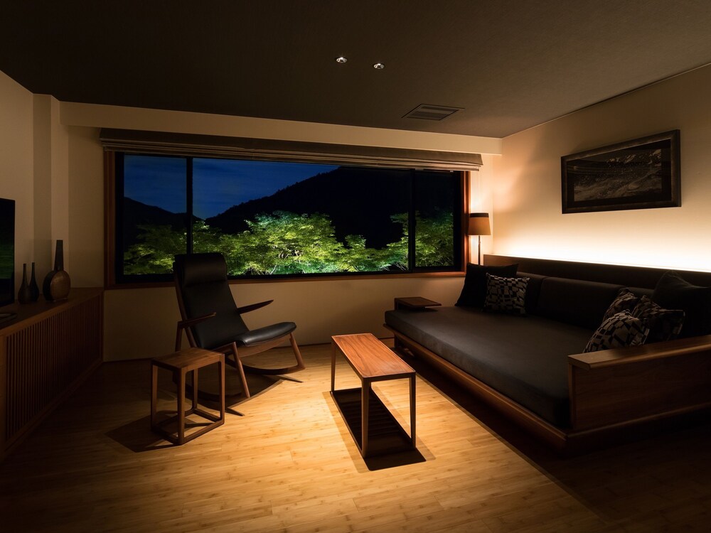 BAR HOTEL 箱根香山 箱根