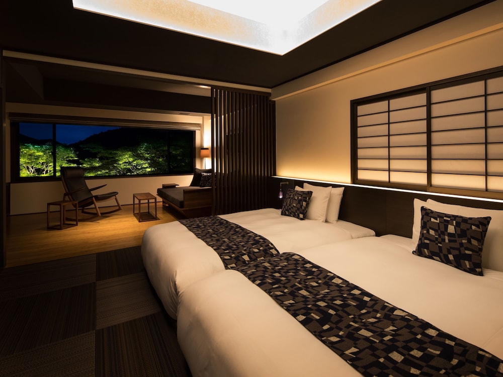 BAR HOTEL 箱根香山 箱根