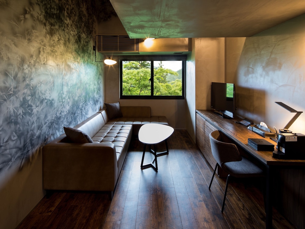BAR HOTEL 箱根香山 箱根