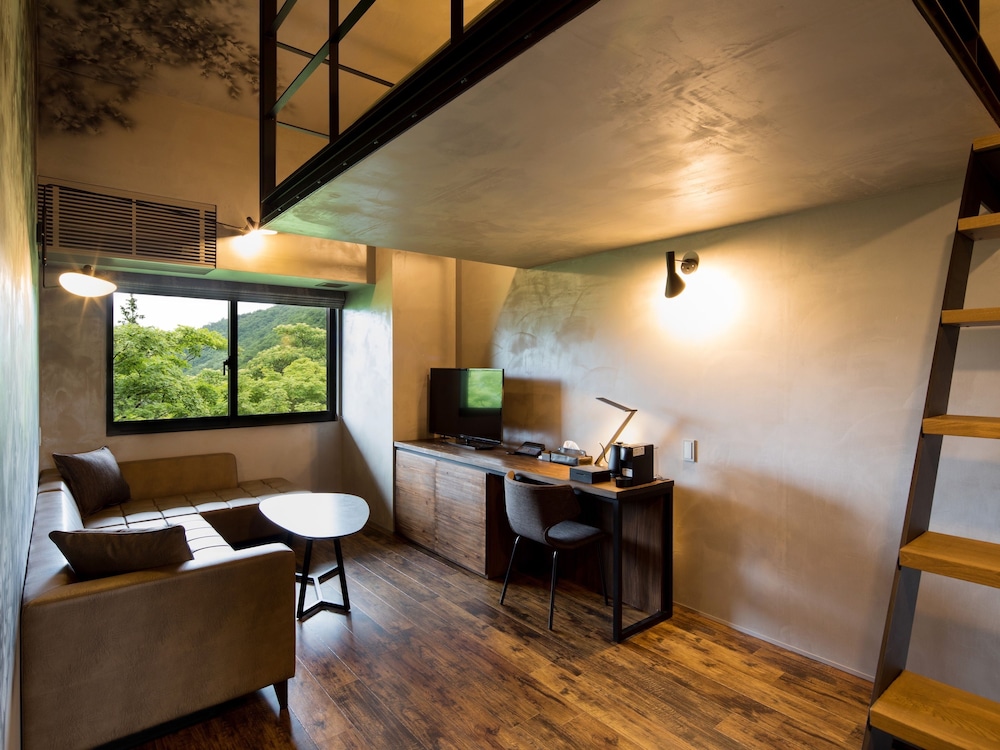BAR HOTEL 箱根香山 箱根