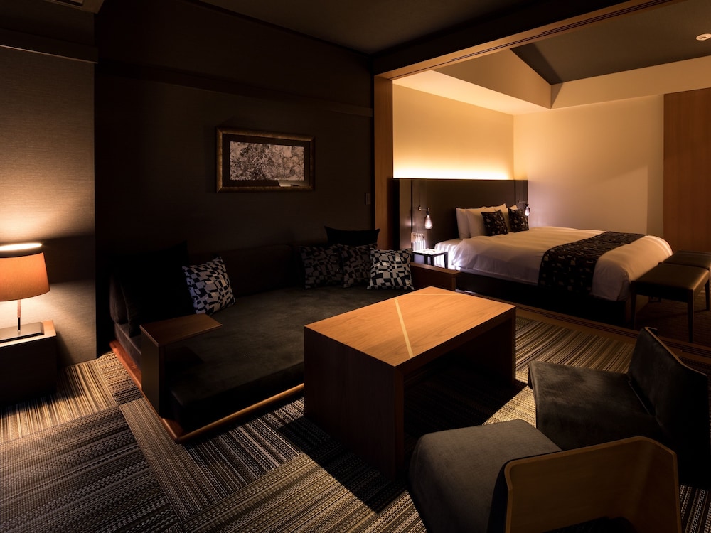 BAR HOTEL 箱根香山 箱根