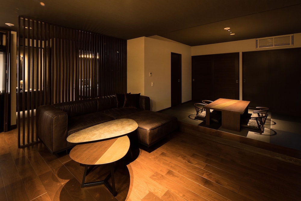 BAR HOTEL 箱根香山 箱根
