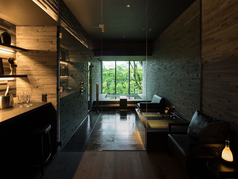 BAR HOTEL 箱根香山 箱根