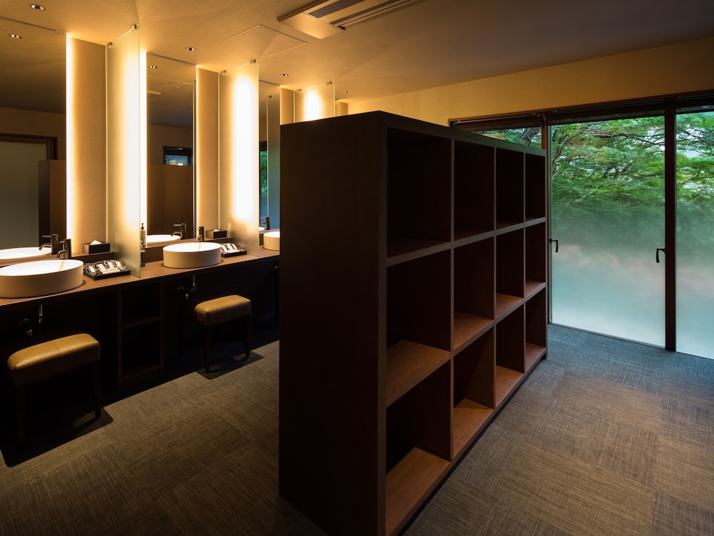 BAR HOTEL 箱根香山 箱根