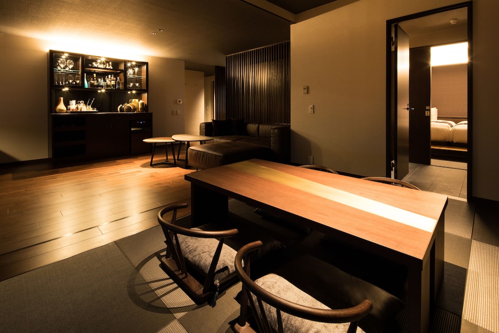 BAR HOTEL 箱根香山 箱根