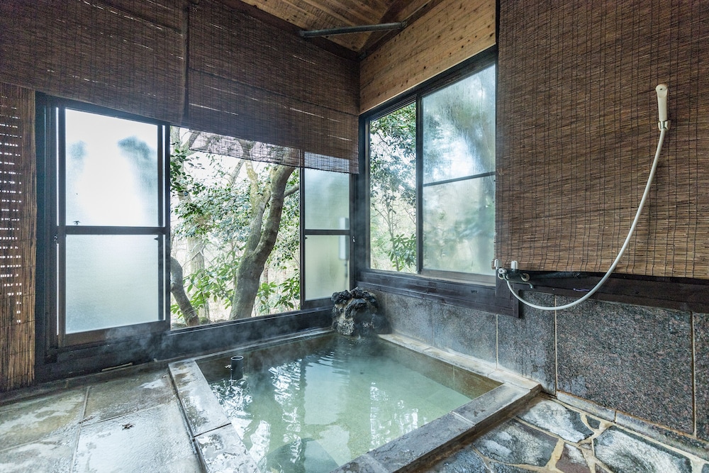 OYO 旅館 長寿湯 箱根仙石原 箱根