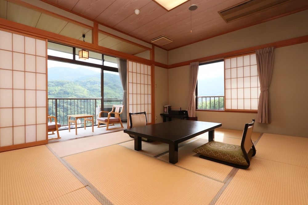 旅館 栞 箱根