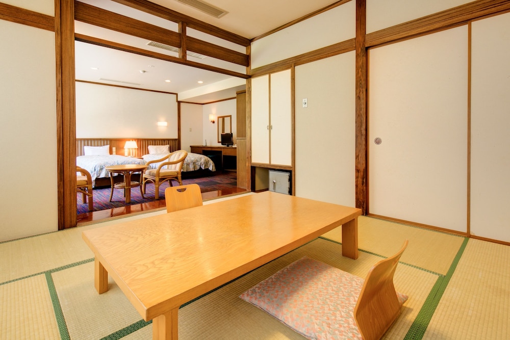 ゆがわら万葉荘 箱根