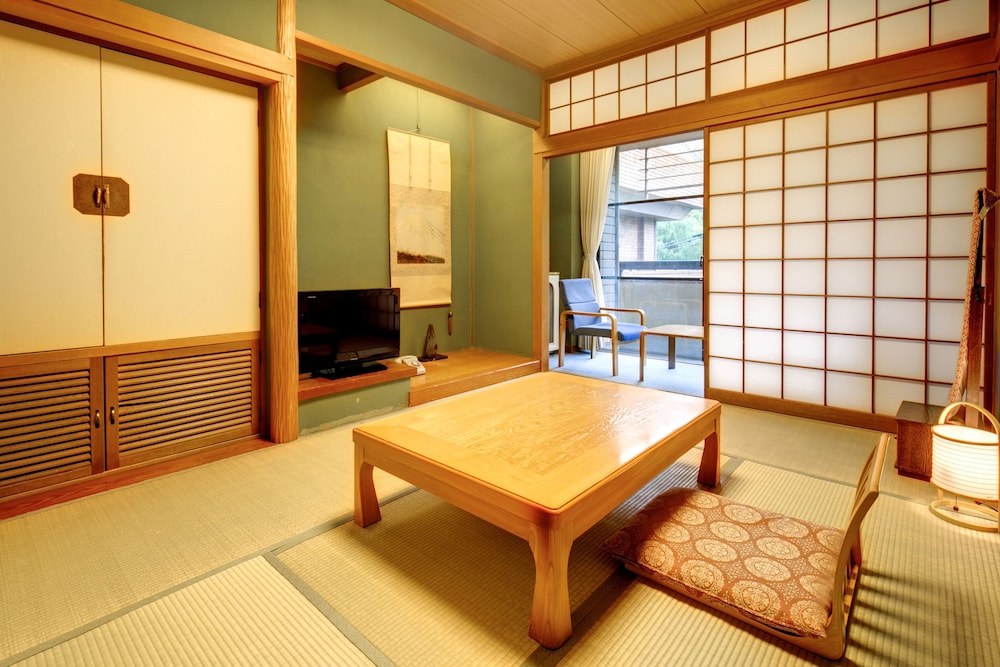 フォレストリゾート 湯の里 杉菜 箱根