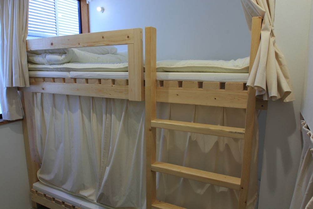 PLUMHOSTEL 箱根