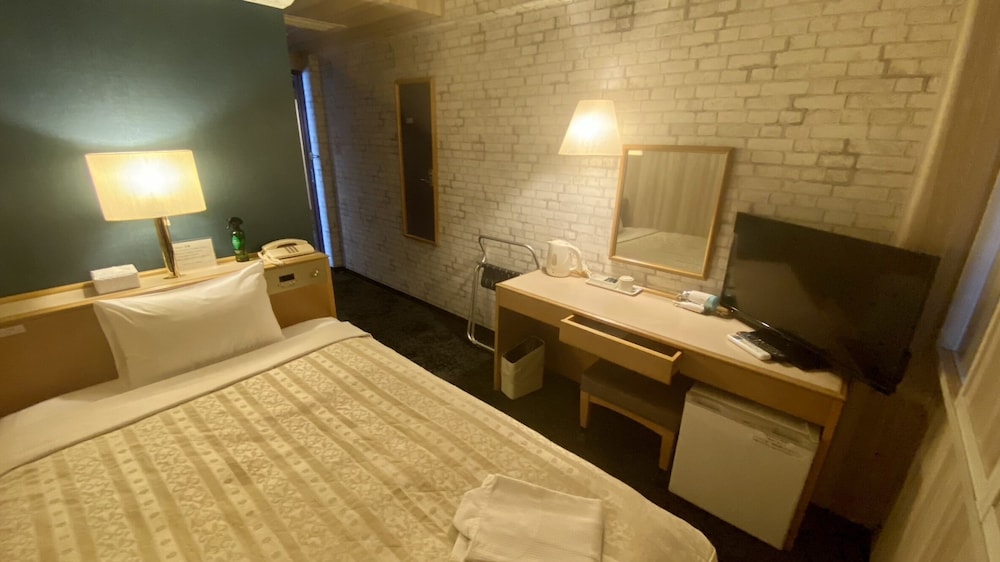 ホテルセレクトイン伊勢原 箱根
