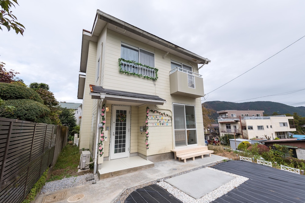 PAPILLON PARADIS HAKONE 箱根