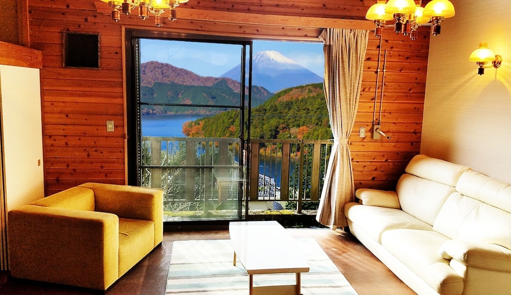 HAKONE LAKE VIEW 箱根