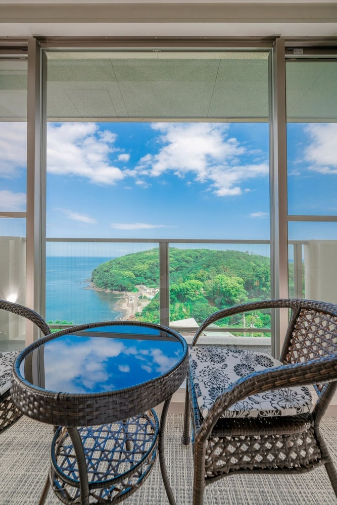 MANAZURU 真凛 箱根