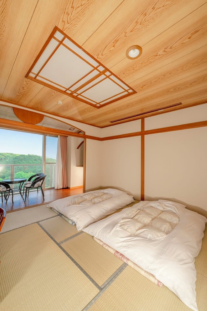 MANAZURU 真凛 箱根