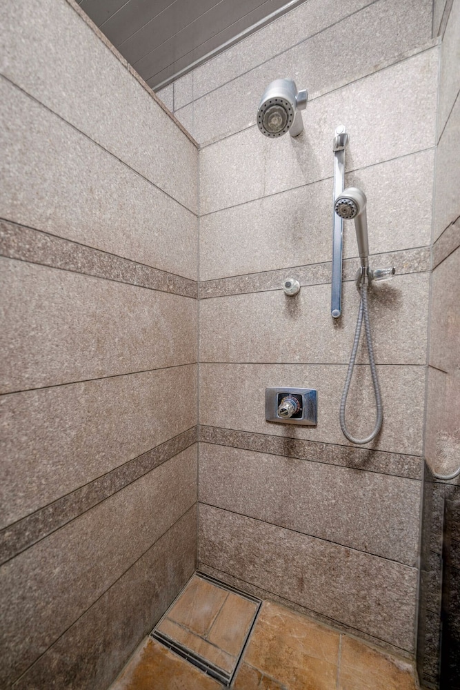 MANAZURU 真凛 箱根