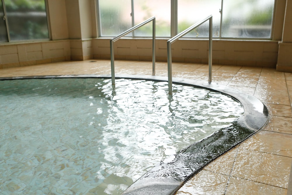 源泉かけ流しと創作イタリアンの宿 ALBERGO 湯楽 箱根