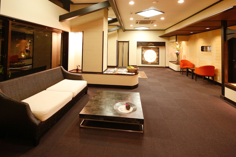 源泉かけ流しと創作イタリアンの宿 ALBERGO 湯楽 箱根