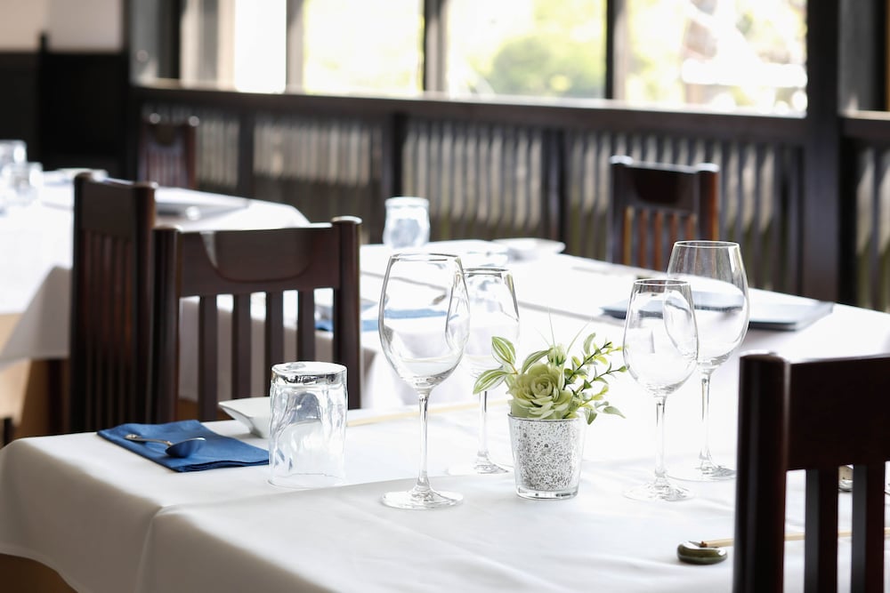 源泉かけ流しと創作イタリアンの宿 ALBERGO 湯楽 箱根