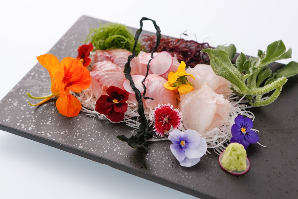 源泉かけ流しと創作イタリアンの宿 ALBERGO 湯楽 箱根