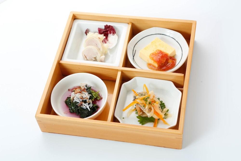 源泉かけ流しと創作イタリアンの宿 ALBERGO 湯楽 箱根