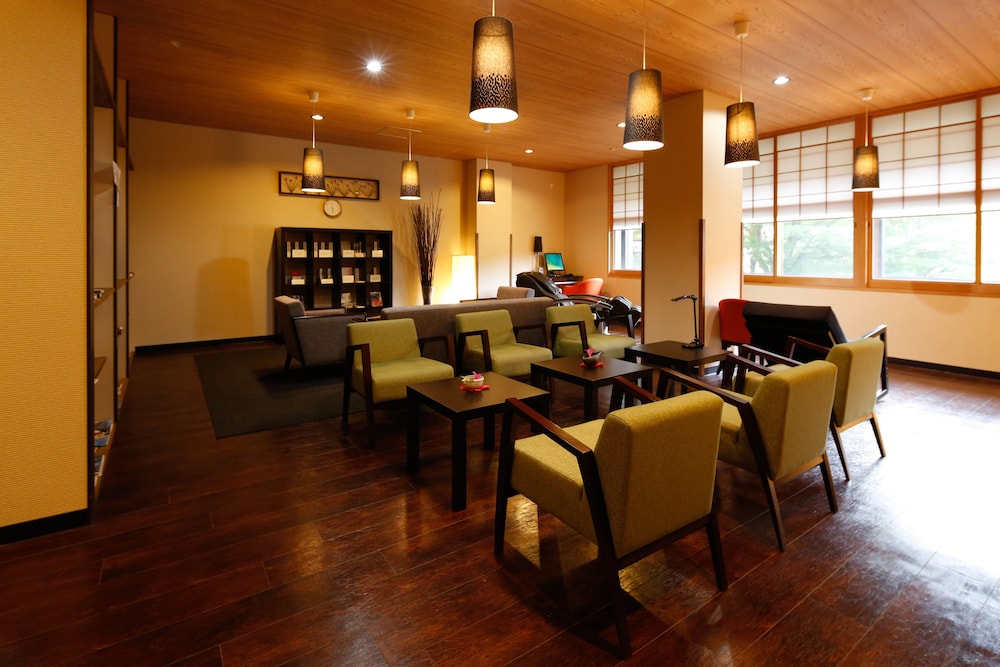 源泉かけ流しと創作イタリアンの宿 ALBERGO 湯楽 箱根