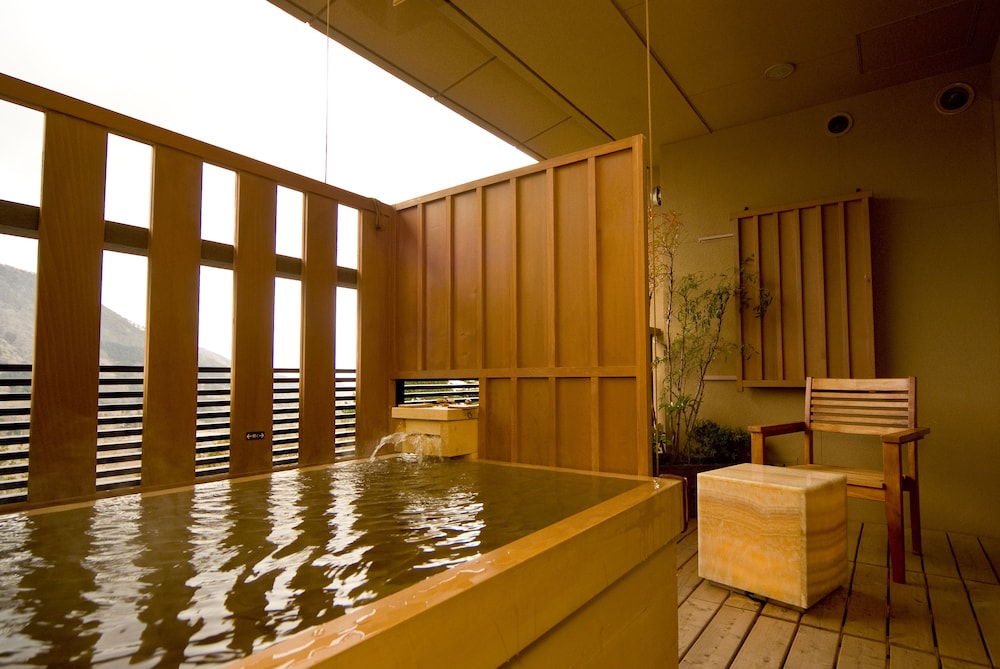 箱根強羅温泉 季の湯 雪月花 箱根