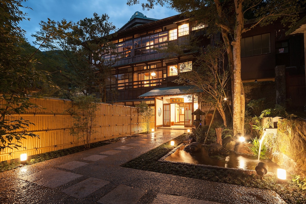 環翠楼別館 箱根