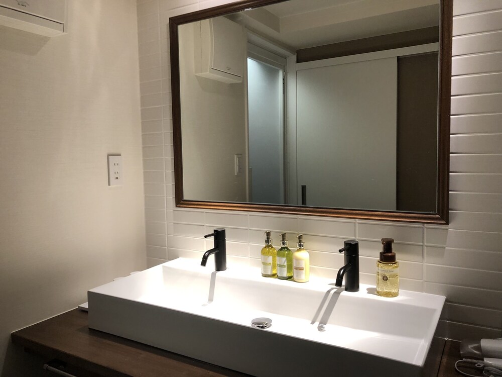 CONDOMINIUM MIRAHAKONE 箱根