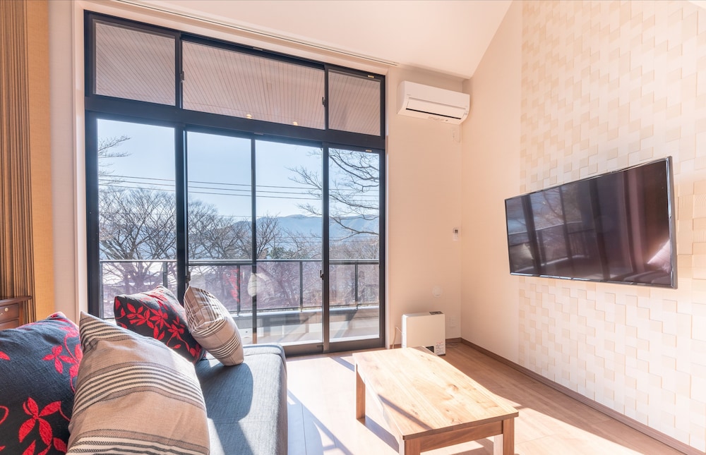 VILLA HAKONE STAGE 箱根