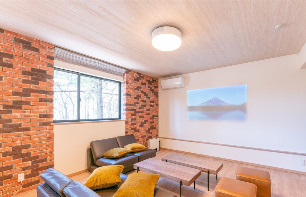 VILLA HAKONE STAGE 箱根