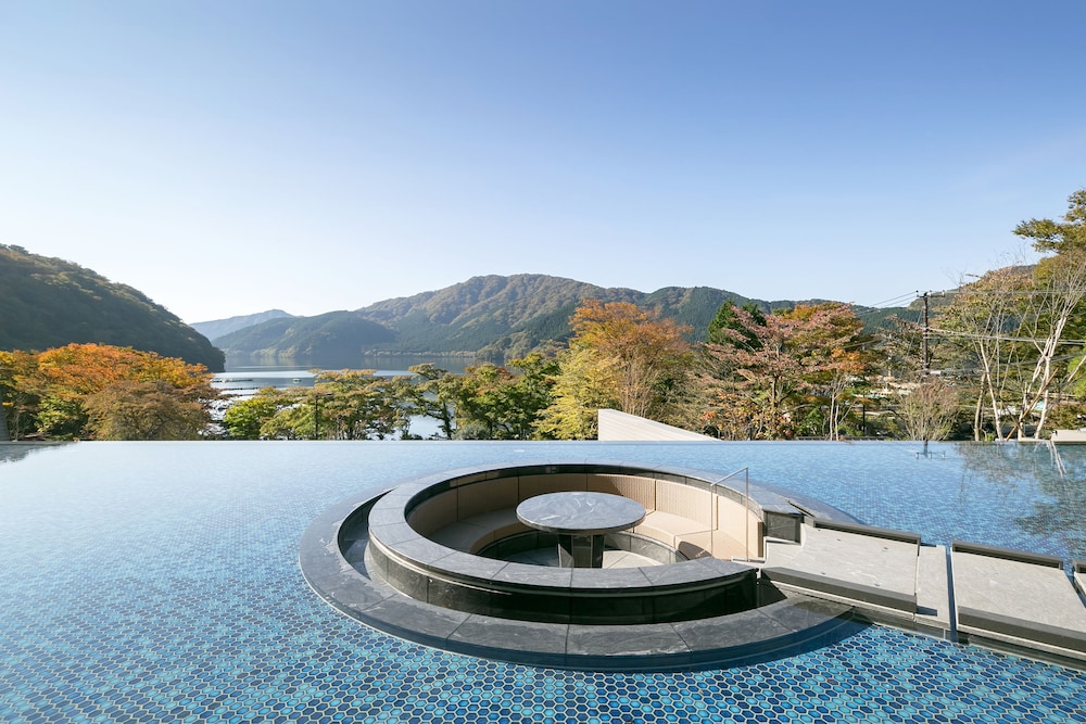 箱根 芦ノ湖 はなをり 箱根