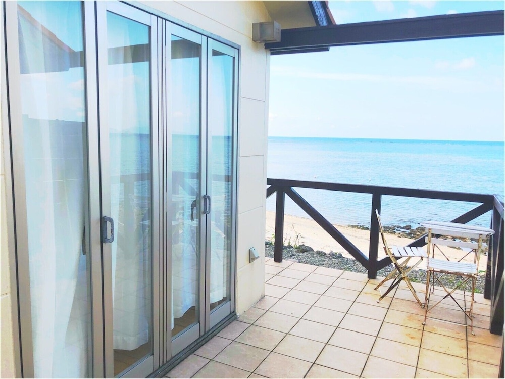 ALOALO BEACH 川平 石垣