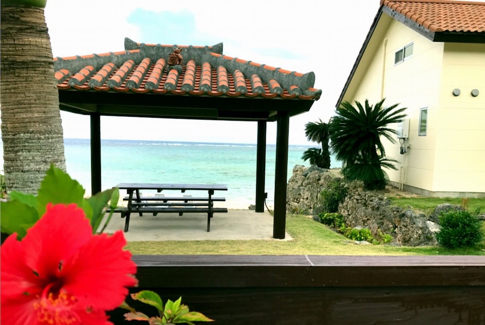 ALOALO BEACH 川平 石垣