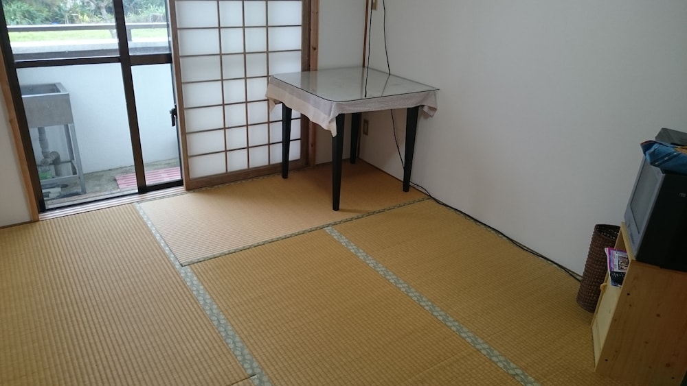 民宿 ザーバル 石垣