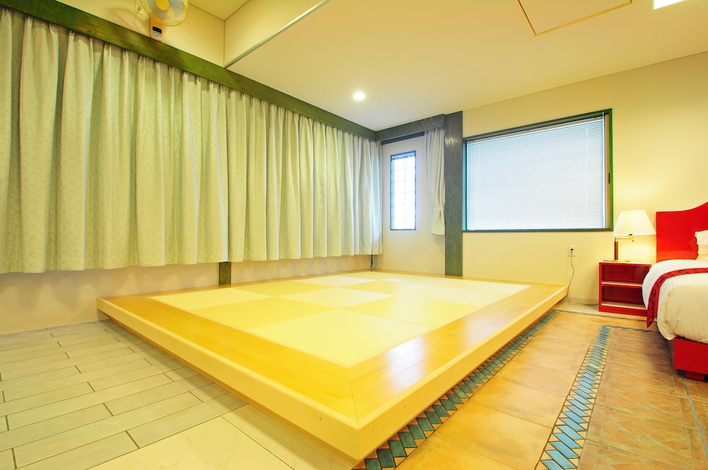 海邦フサキ本館 石垣