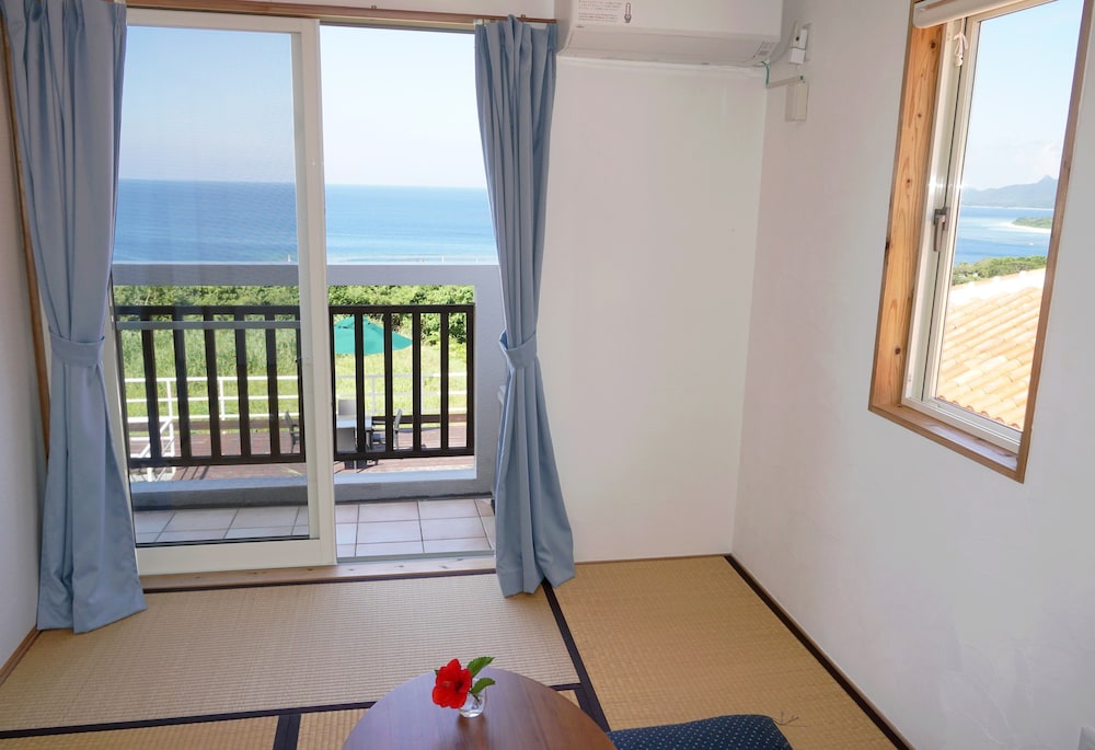 VACANCES A LA MER 海の休日 石垣島 石垣