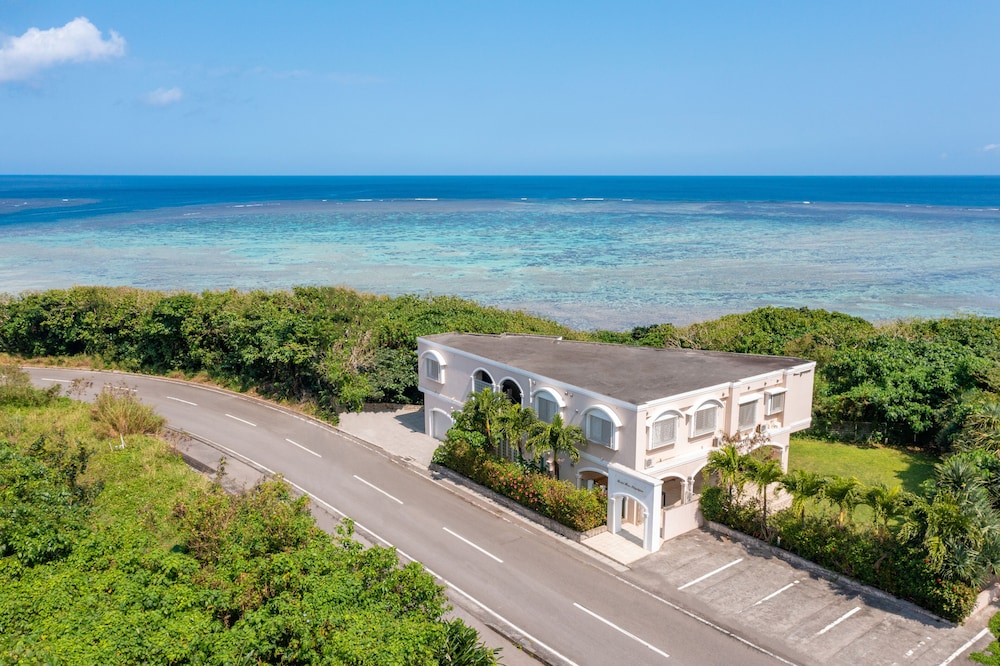 SEASIDE KLATCH -VILLA & SAUNA- 石垣