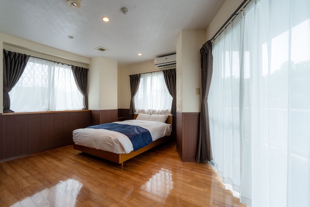 SEASIDE KLATCH -VILLA & SAUNA- 石垣