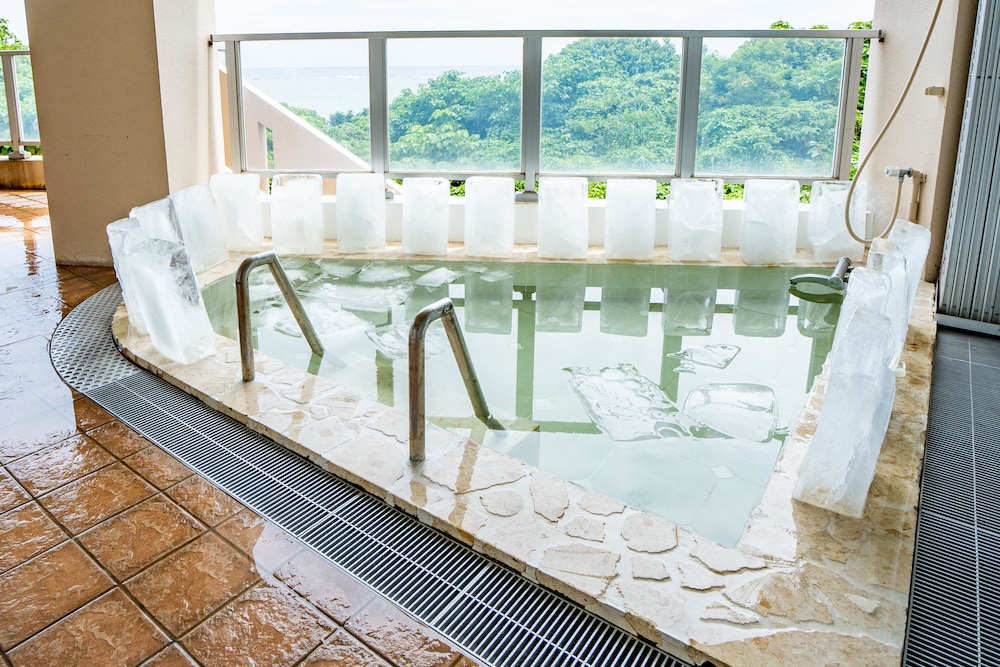 SEASIDE KLATCH -VILLA & SAUNA- 石垣