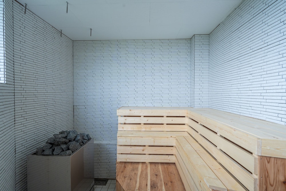 SEASIDE KLATCH -VILLA & SAUNA- 石垣