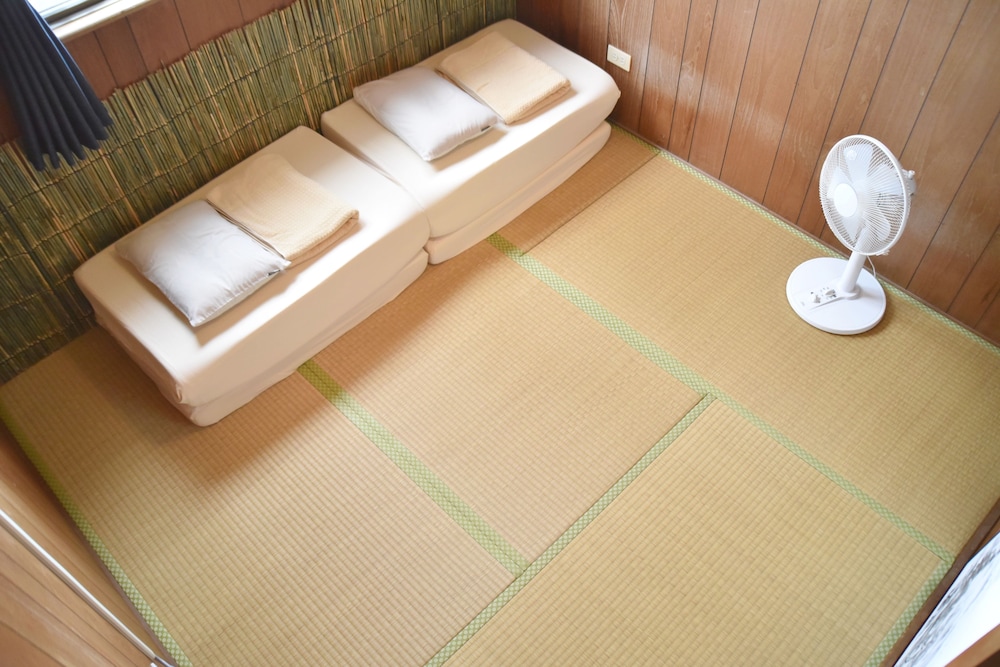 ゲストハウス あしびな 石垣