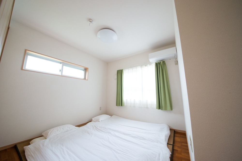 PINE HOUSE IN ISHIGAKI 石垣