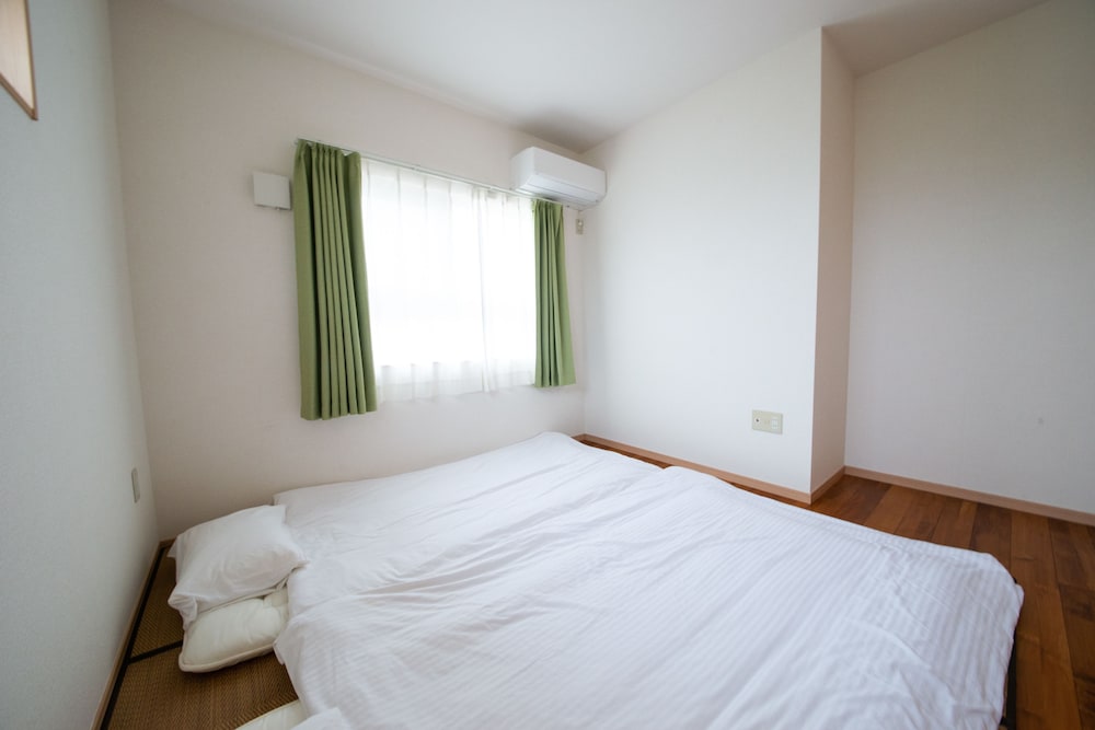 PINE HOUSE IN ISHIGAKI 石垣