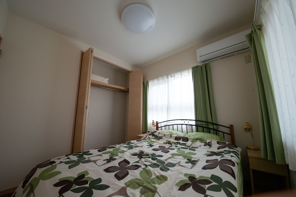 PINE HOUSE IN ISHIGAKI 石垣