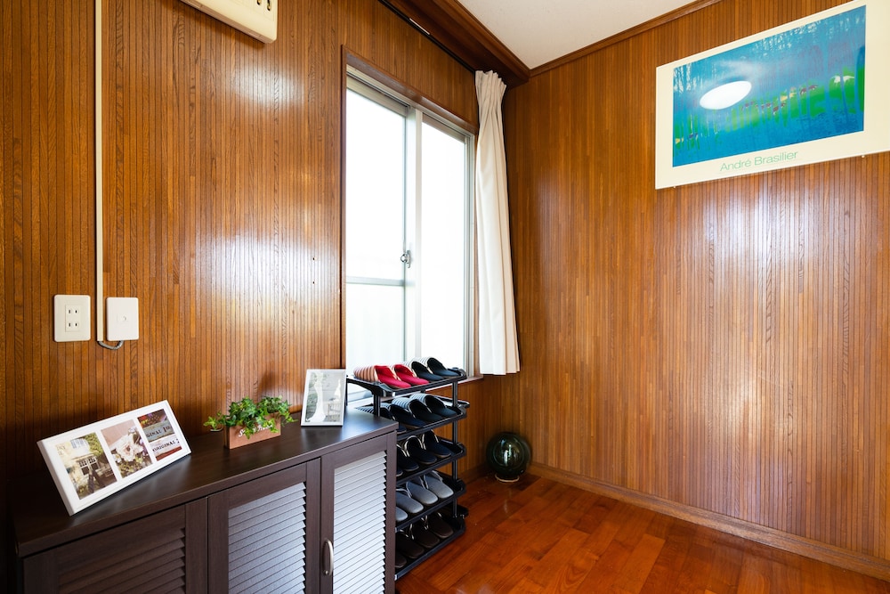 GUEST HOUSE AKOBANA 石垣