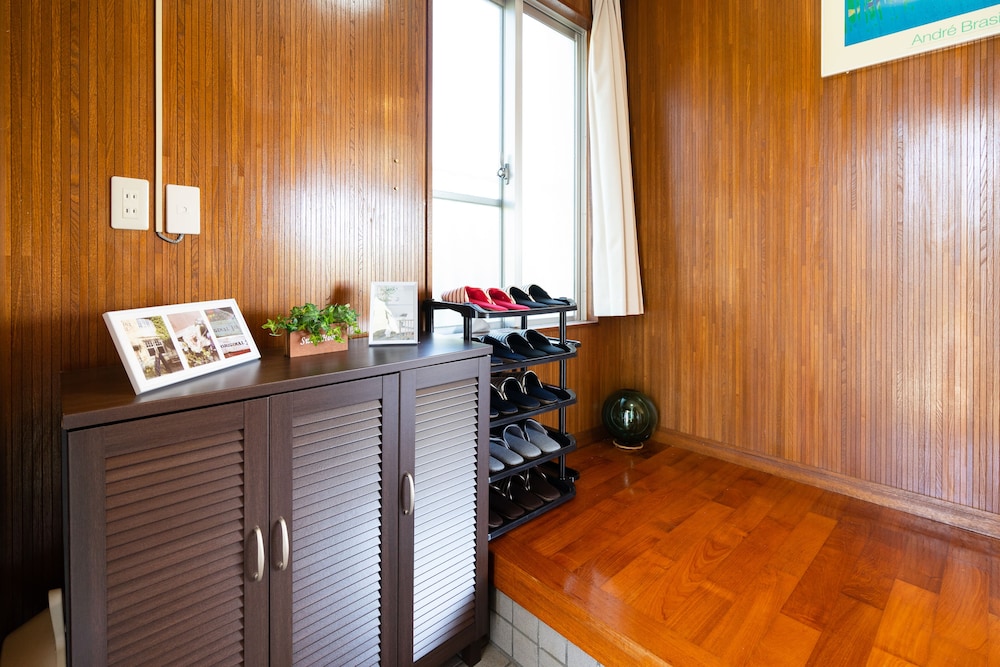 GUEST HOUSE AKOBANA 石垣